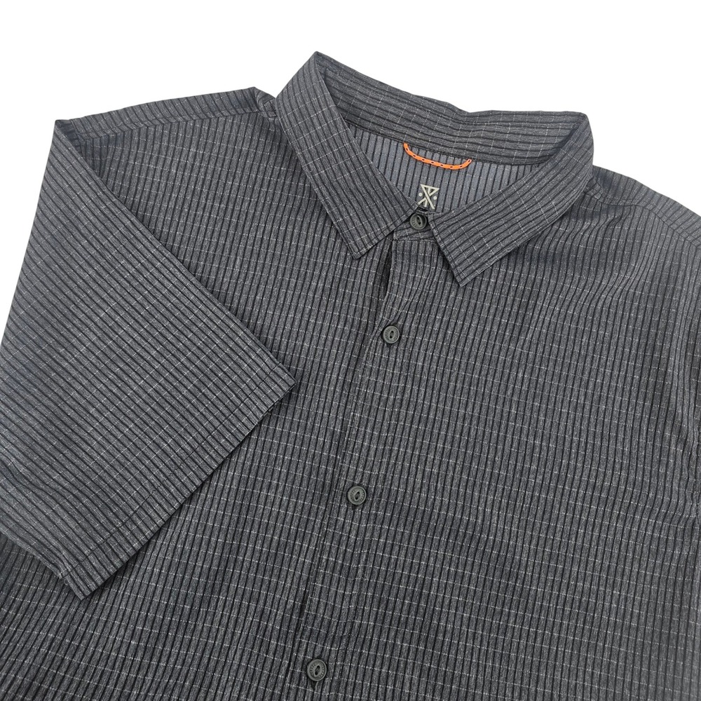 Roark Short Sleeve Button Down Shirt Mens Large Gray Pinstripe Polo Techwear